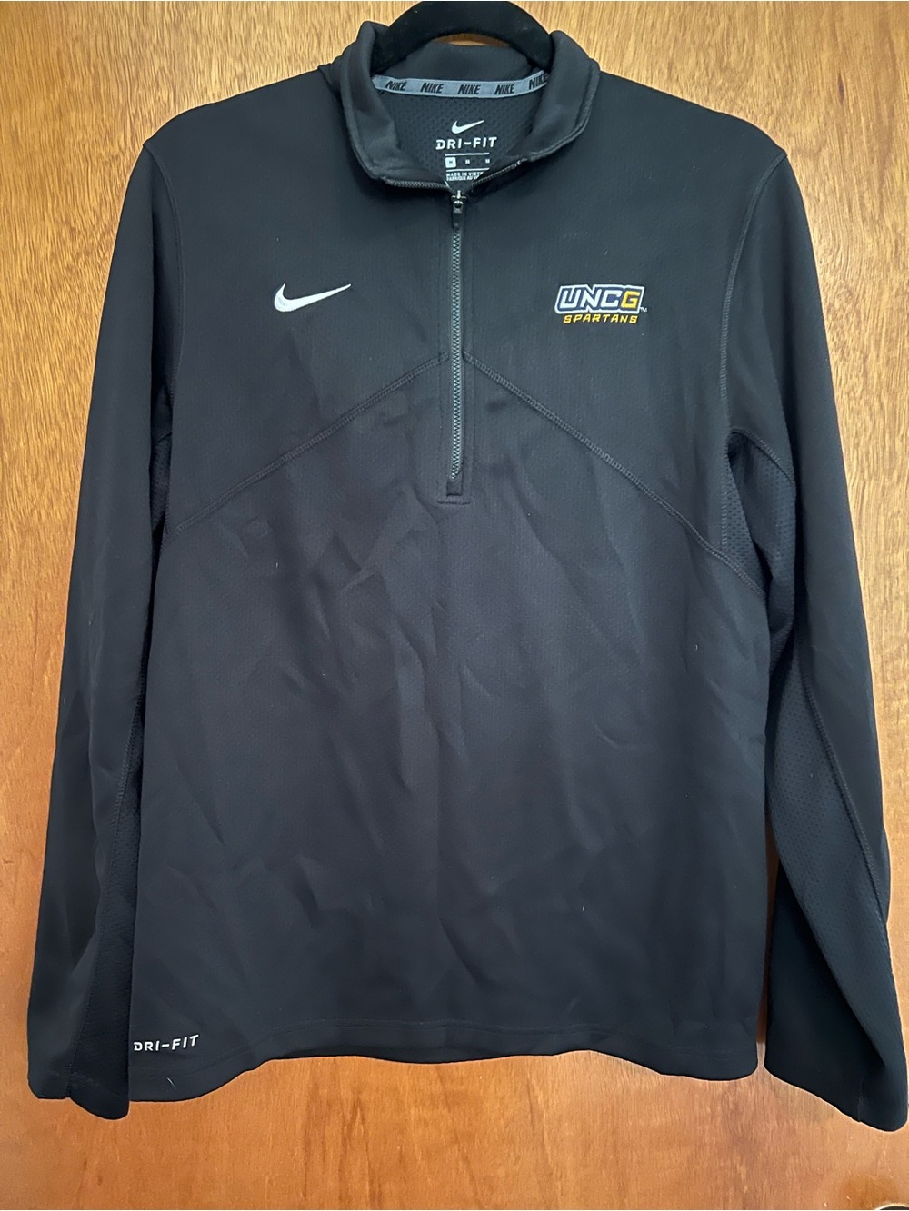 Nike Dri Fit UNC Greensboro 1/4 Zip Men's Medium Pullover UNCG